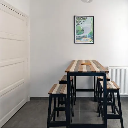 Le Belfort - Grand Avec Terrasse Et Parking Prive Vichy