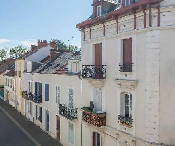 Le Belfort - Grand Avec Terrasse Et Parking Prive * Vichy